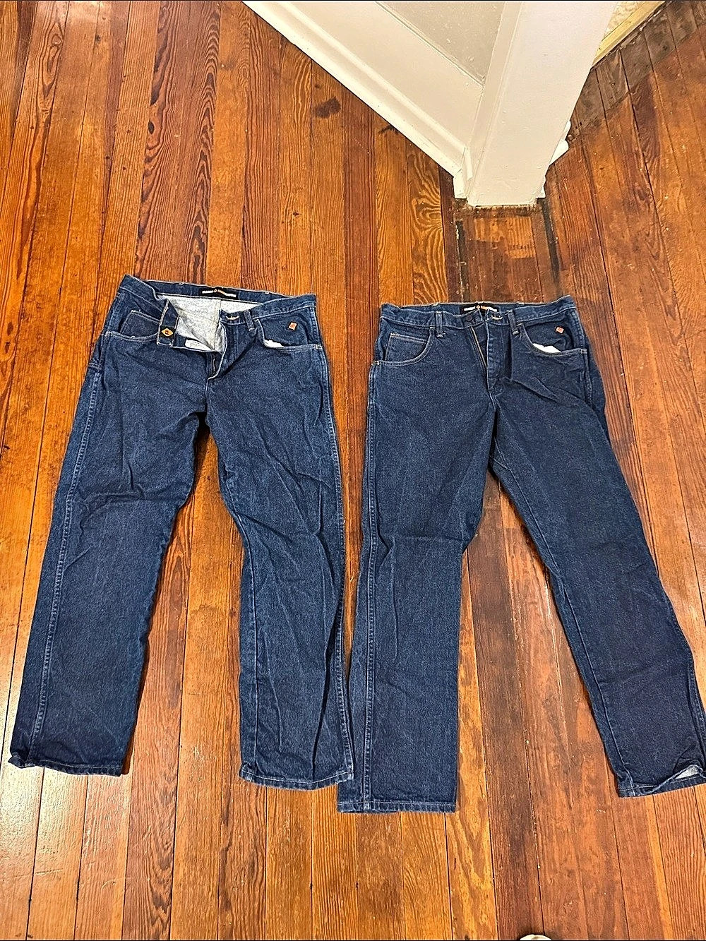 Wrangler men’s FR Jeans Two-Pair Set in dark blue wash Size 34x32